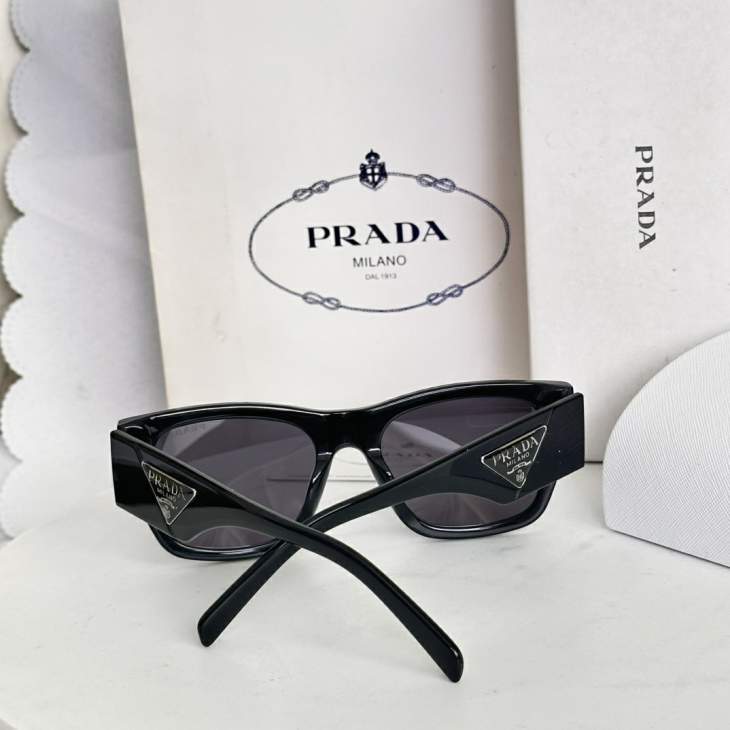 Picture of Prada Sunglasses _SKUfw77121454fw